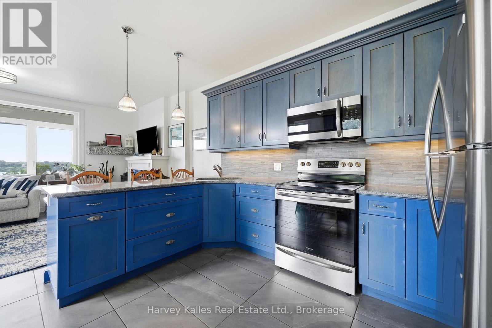 12399 Loyalist Parkway, Prince Edward County, Ontario  K0K 2T0 - Photo 10 - X13623200