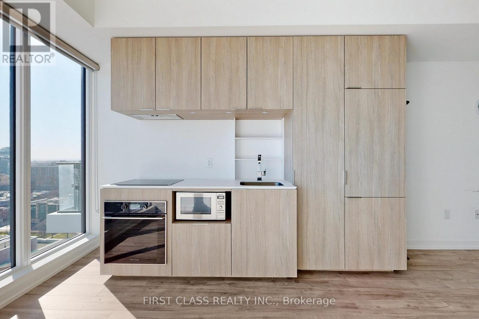 2109 - 77 Shuter Street, Toronto, Ontario M5B 0B8 - Photo 2 - C13628128