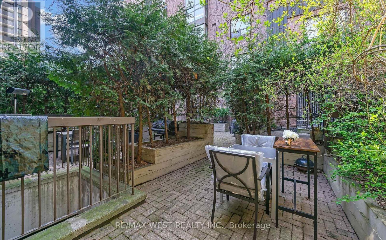 21 Dundonald Street, Toronto, Ontario M4Y 1K3 - Photo 17 - C13628142