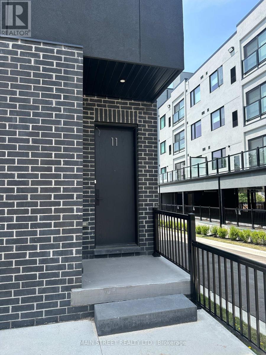 11 - 59 Charles Street, Newmarket, Ontario L3Y 3V7 - Photo 2 - N13628132