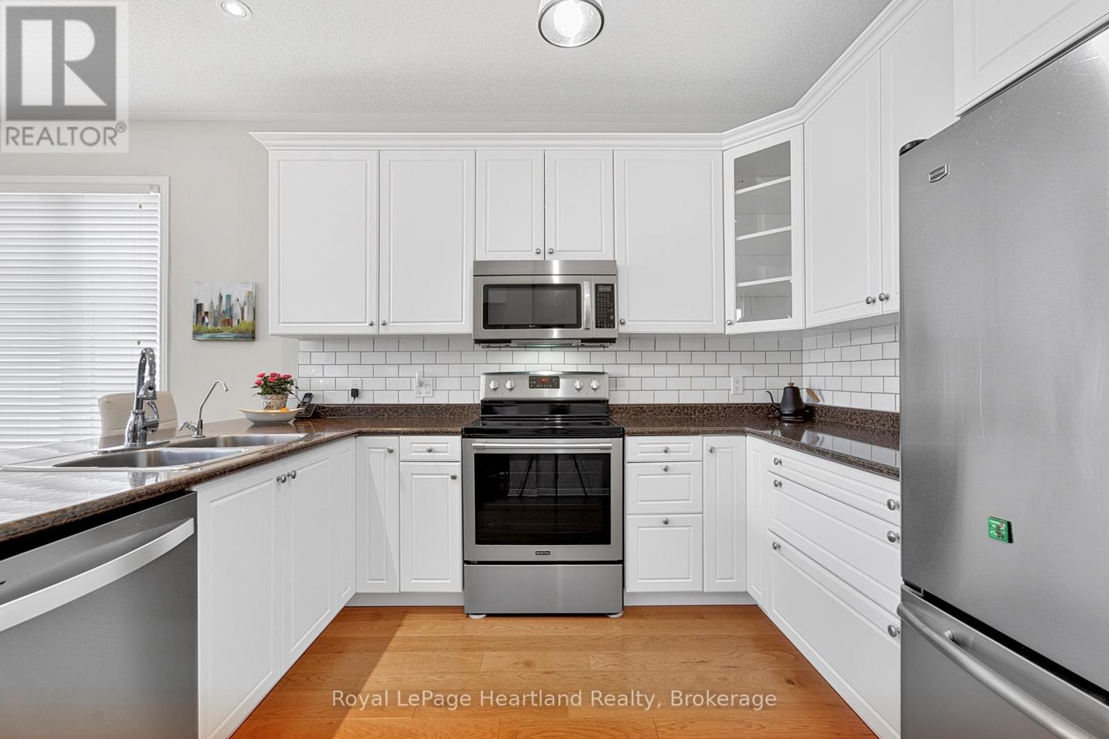 16 Macpherson Avenue, Huron East, Ontario  N0K 1W0 - Photo 21 - X13628126