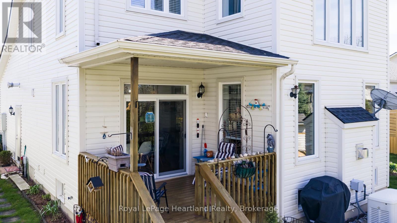 16 Macpherson Avenue, Huron East, Ontario  N0K 1W0 - Photo 44 - X13628126