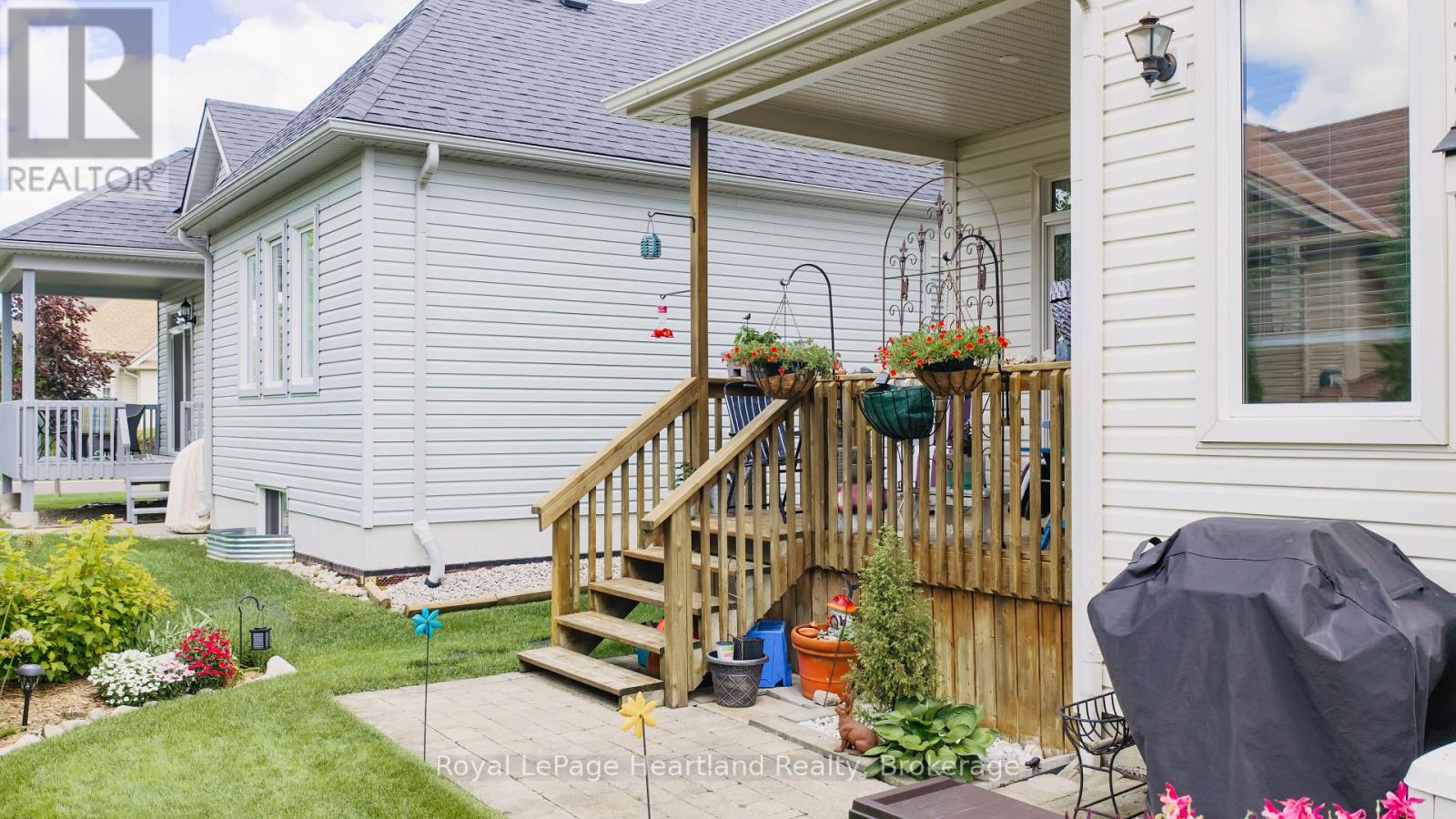 16 Macpherson Avenue, Huron East, Ontario  N0K 1W0 - Photo 48 - X13628126
