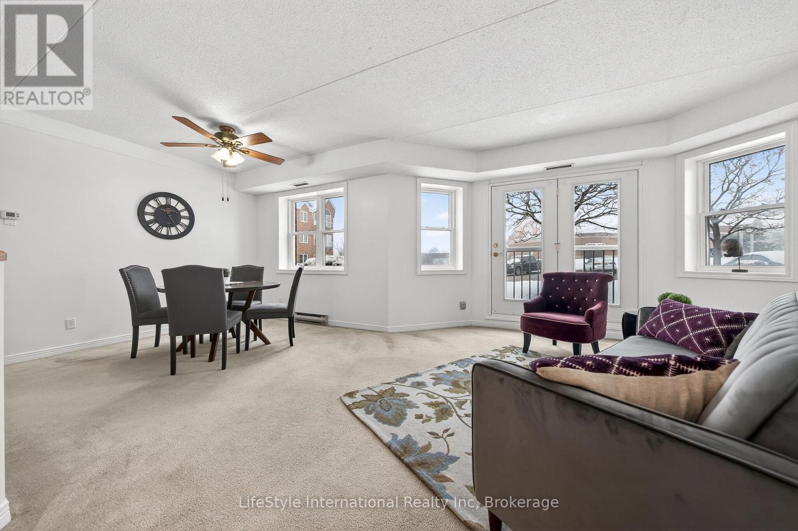 103 - 208 SILVERCREEK PARKWAY N, Guelph, Ontario