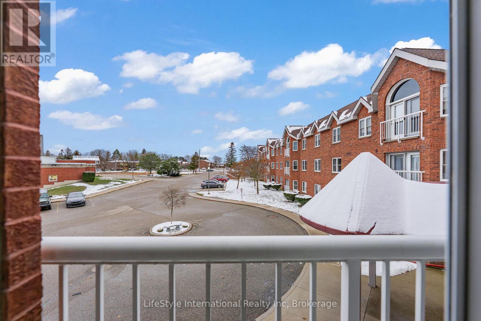 205 - 208 Silvercreek Parkway N, Guelph, Ontario  N1H 8H2 - Photo 18 - X13628148