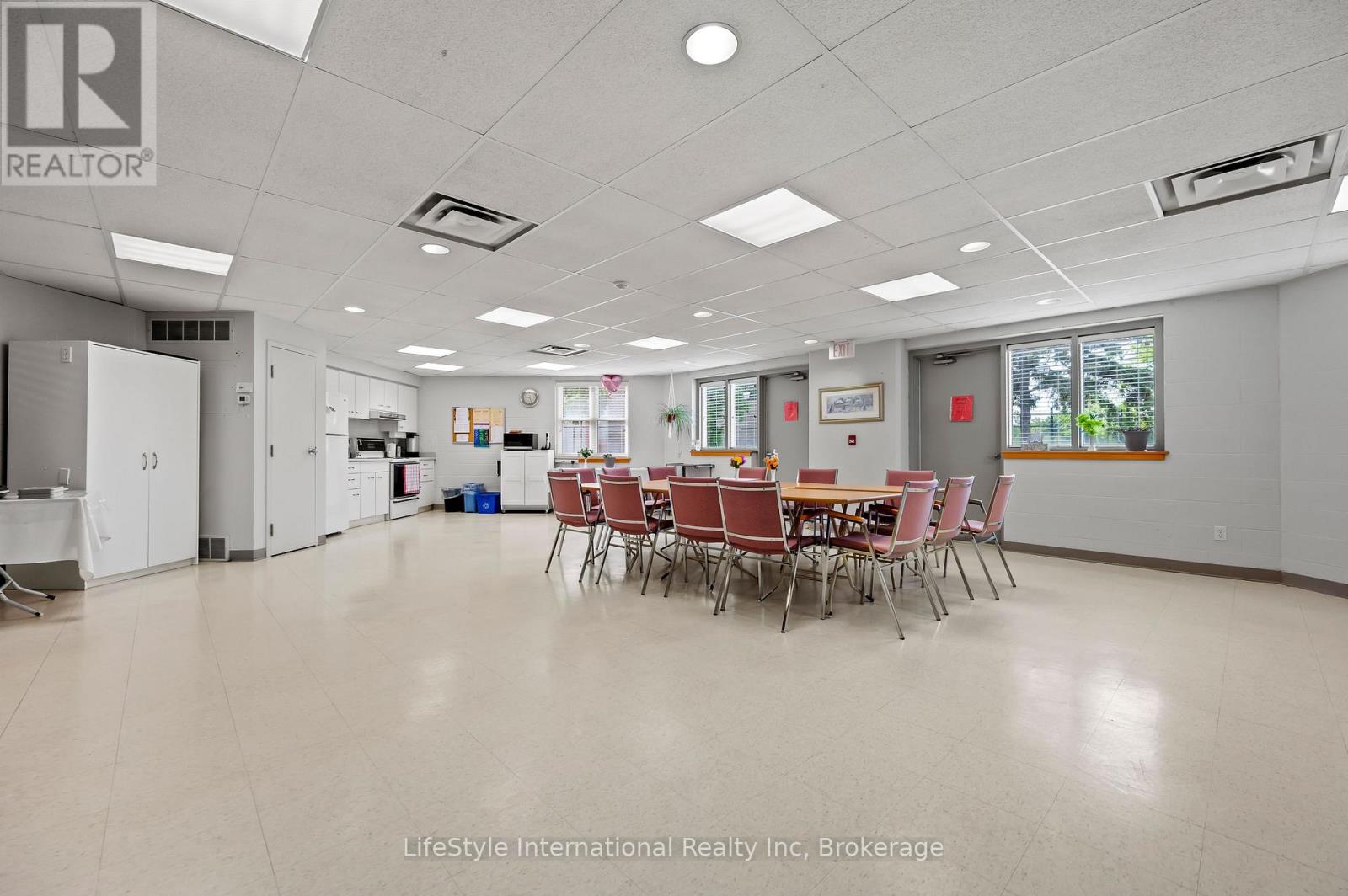 205 - 208 Silvercreek Parkway N, Guelph, Ontario  N1H 8H2 - Photo 24 - X13628148