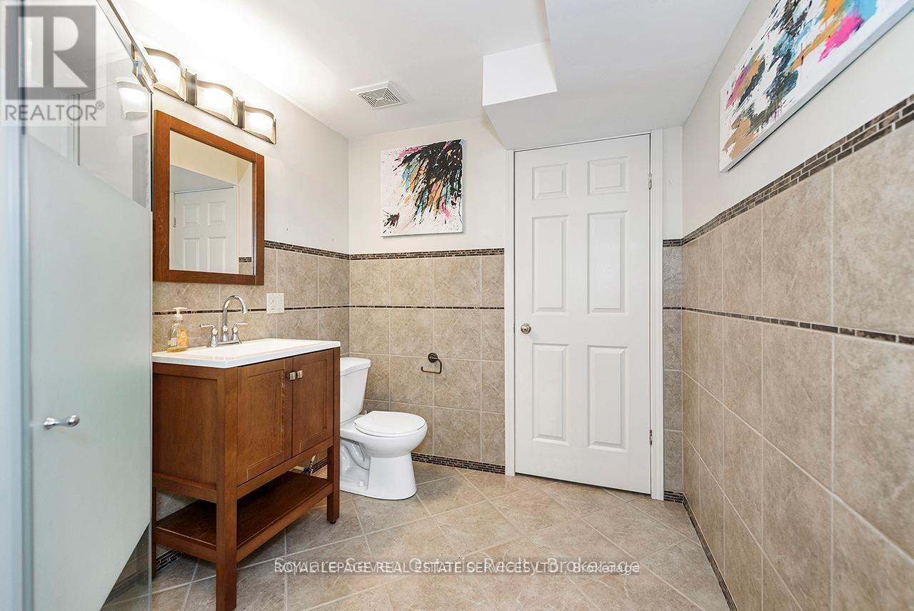 635 Commonwealth Crescent, Kitchener, Ontario  N2E 4J9 - Photo 28 - X13520968