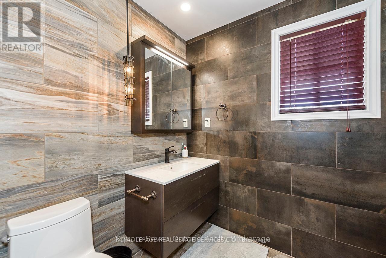 635 Commonwealth Crescent, Kitchener, Ontario  N2E 4J9 - Photo 25 - X13520968
