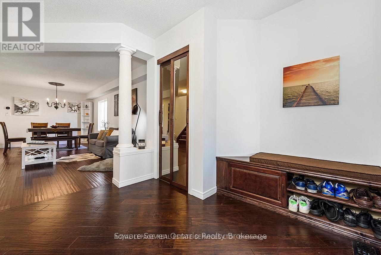 635 Commonwealth Crescent, Kitchener, Ontario  N2E 4J9 - Photo 8 - X13520968