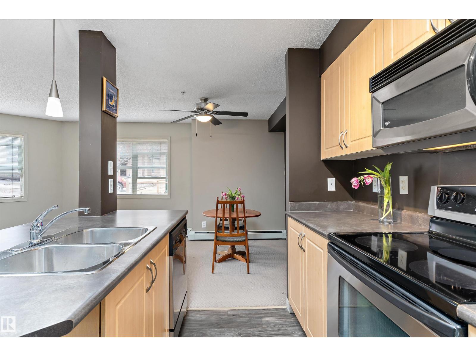 #111 11445 Ellerslie Rd SW, Edmonton, Alberta  T6W 1T1 - Photo 2 - E4501737