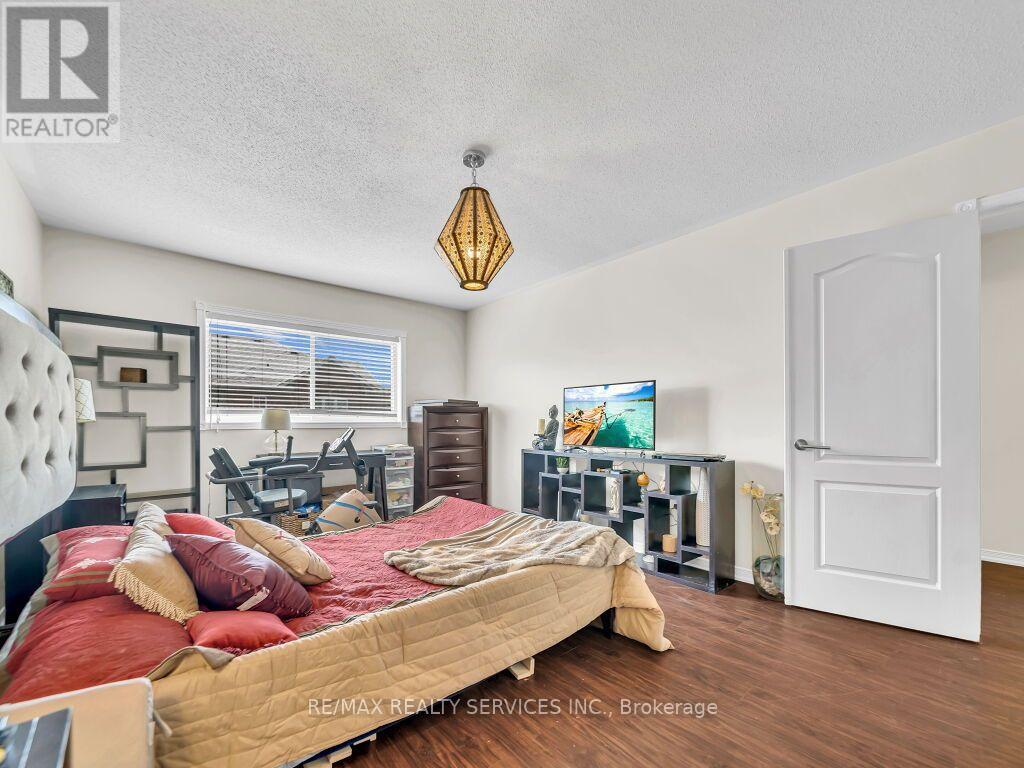 35 Peachleaf Crescent, Brampton, Ontario  L7A 2B4 - Photo 19 - W13626936