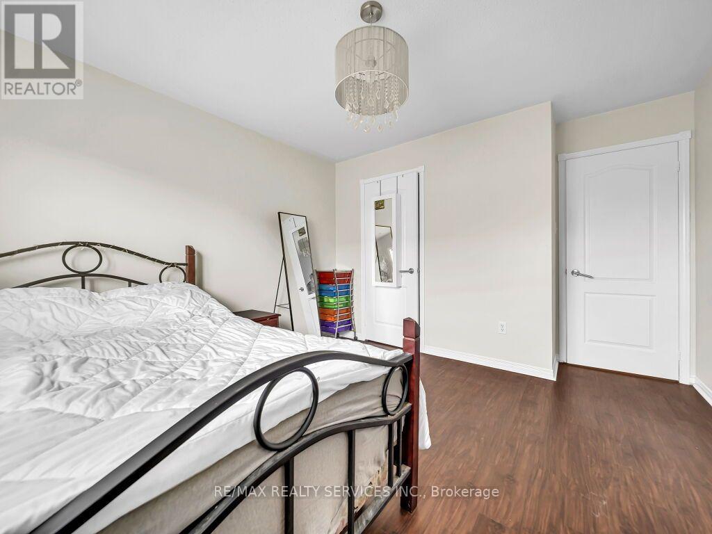 35 Peachleaf Crescent, Brampton, Ontario  L7A 2B4 - Photo 25 - W13626936
