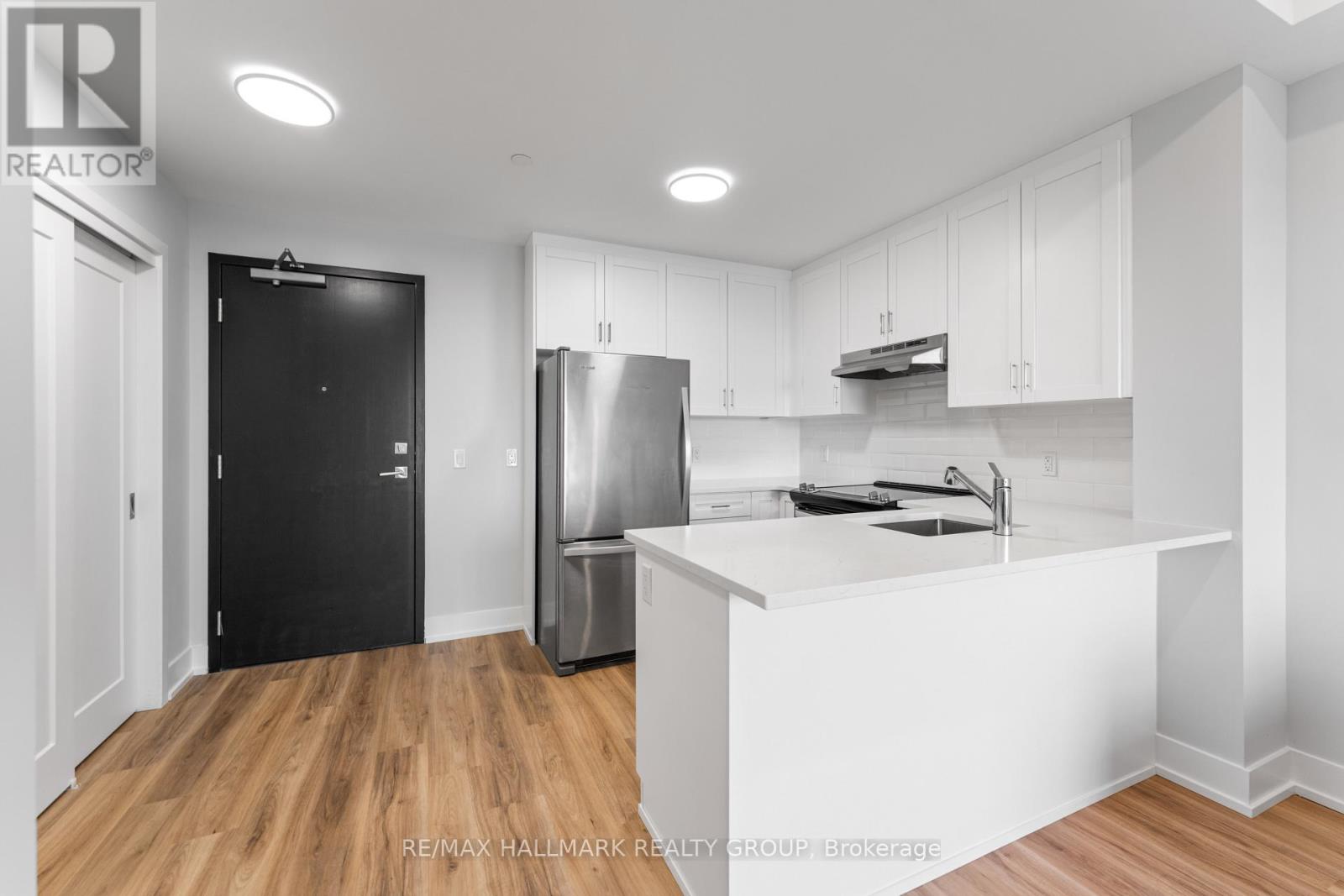 411 - 1350 Hemlock Road, Ottawa, Ontario K1K 5C2 - Photo 4 - X13628188