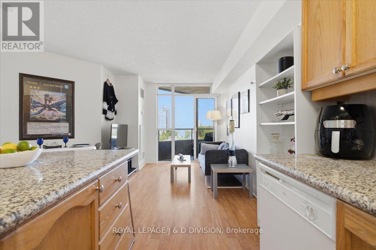 828 - 80 Harrison Garden Boulevard, Toronto, Ontario  M2N 7E3 - Photo 23 - C13628200