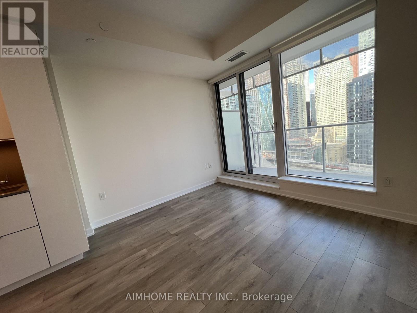 2305 - 28 Freeland Street, Toronto, Ontario  M5E 0E3 - Photo 18 - C13628208