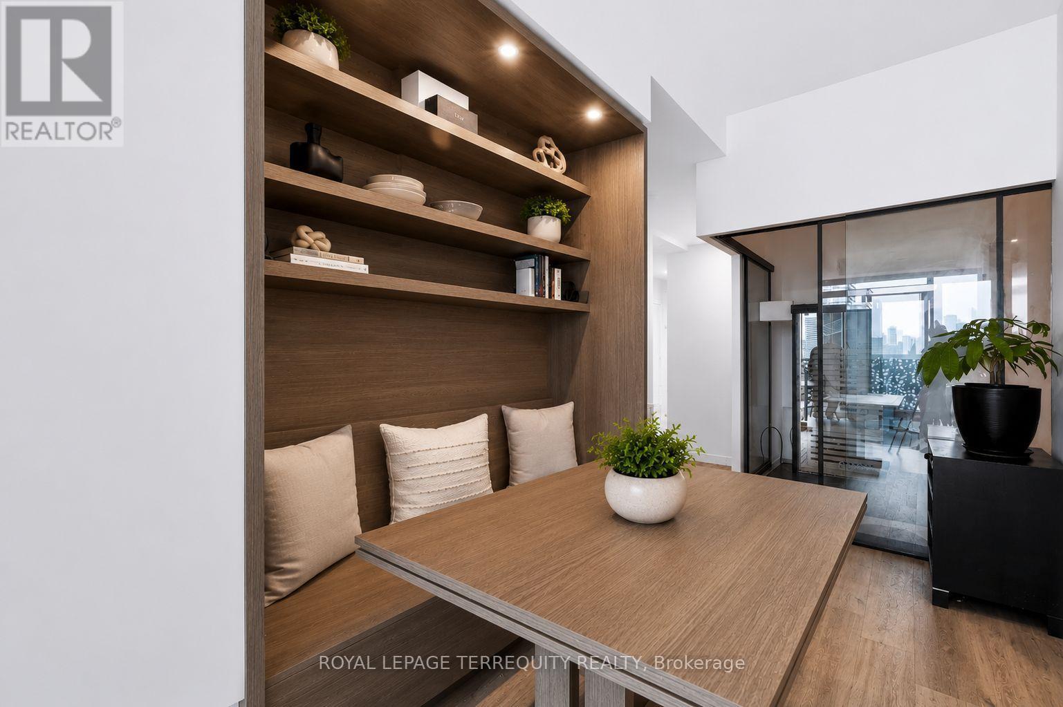 1804 - 55 Charles Street E, Toronto, Ontario  M4Y 0J1 - Photo 10 - C13628212