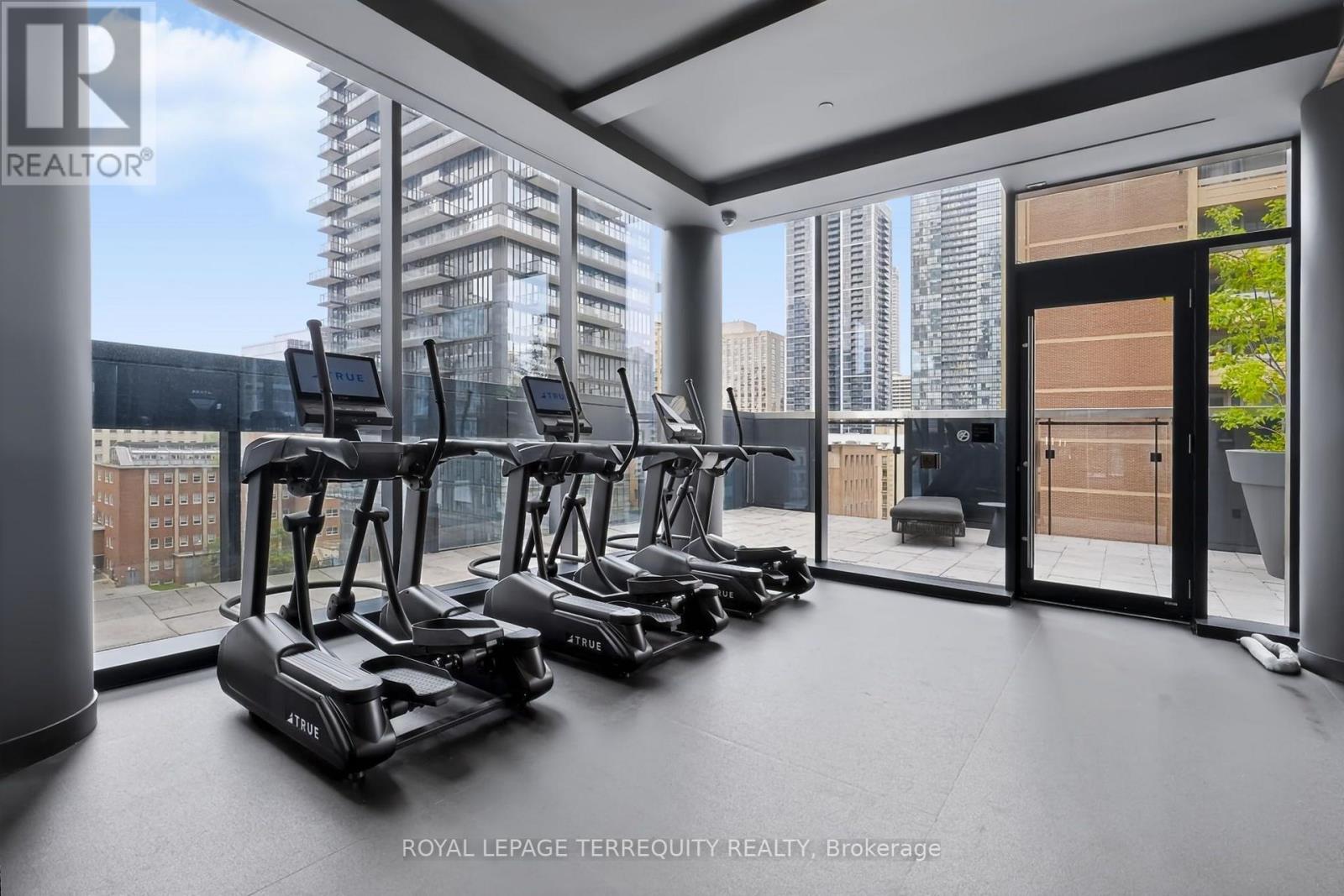 1804 - 55 Charles Street E, Toronto, Ontario  M4Y 0J1 - Photo 21 - C13628212