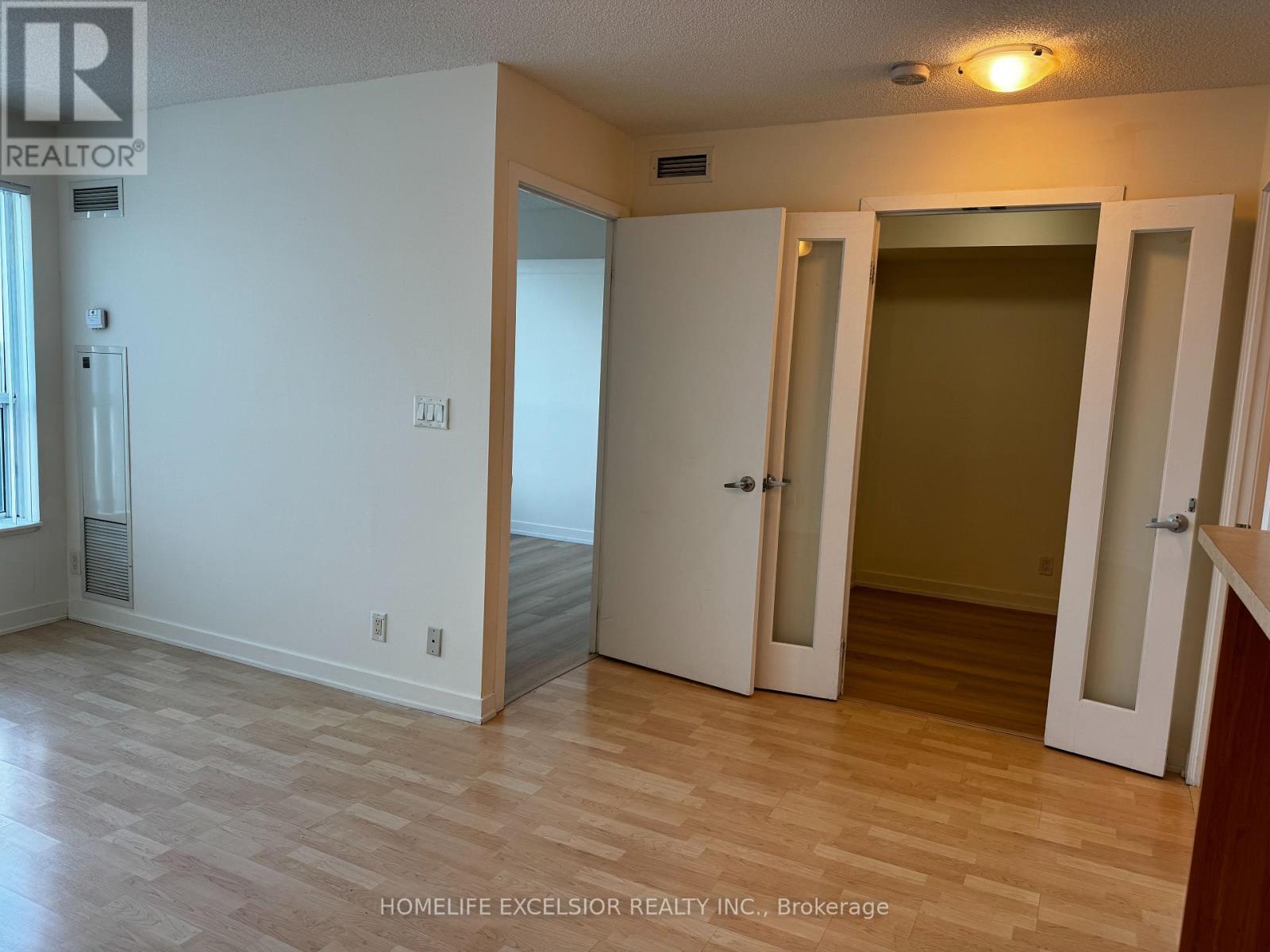 1515 - 36 Lee Centre Drive, Toronto, Ontario  M1H 3J1 - Photo 17 - E13628162