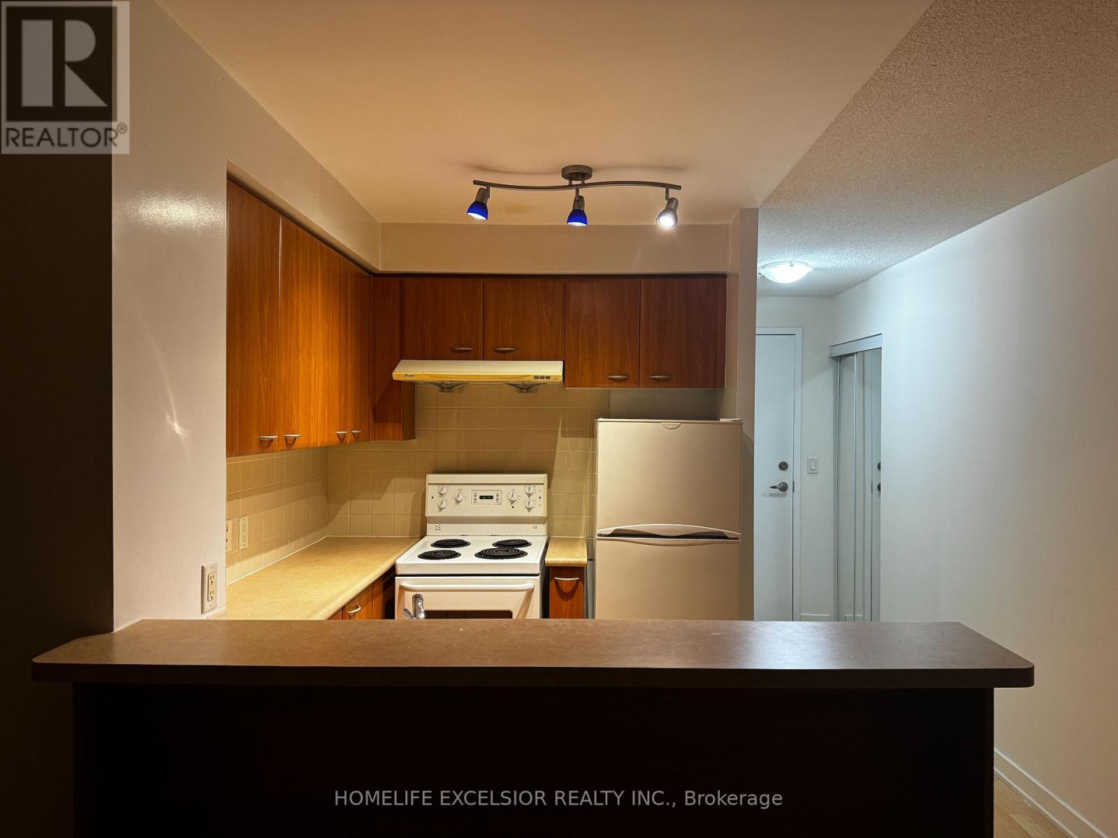 1515 - 36 Lee Centre Drive, Toronto, Ontario  M1H 3J1 - Photo 5 - E13628162