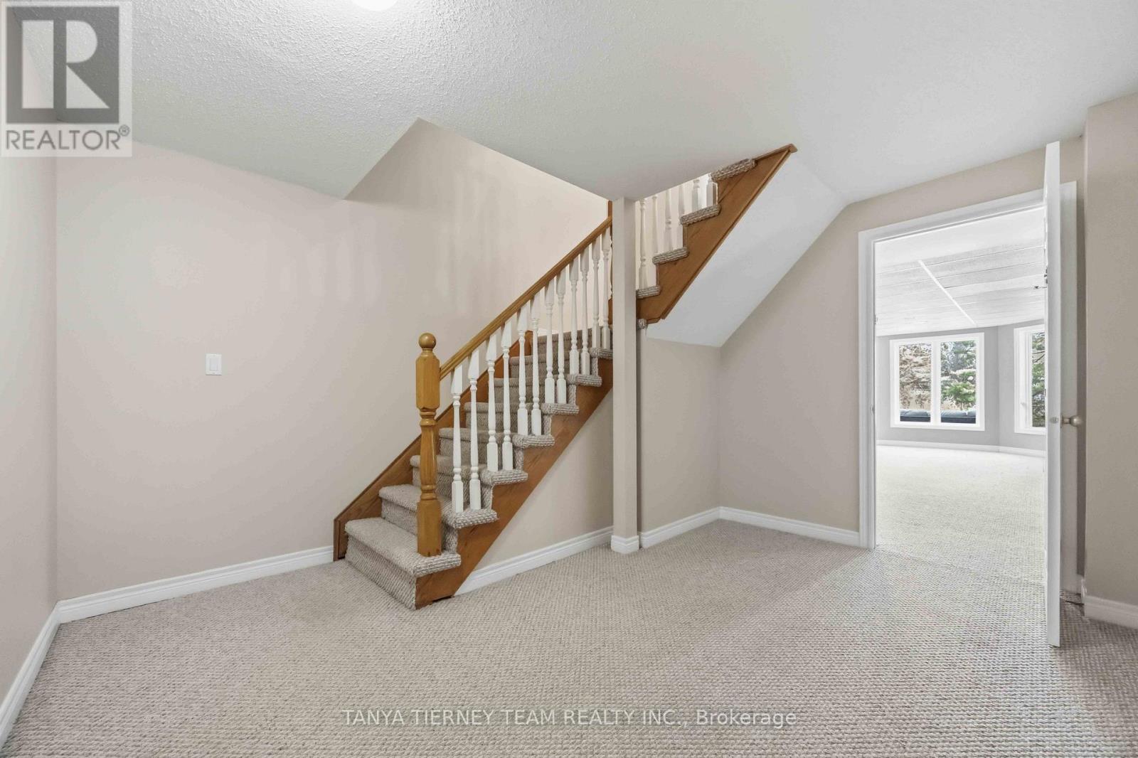467 Oakwood Drive, Pickering, Ontario  L1W 2M8 - Photo 33 - E13628206