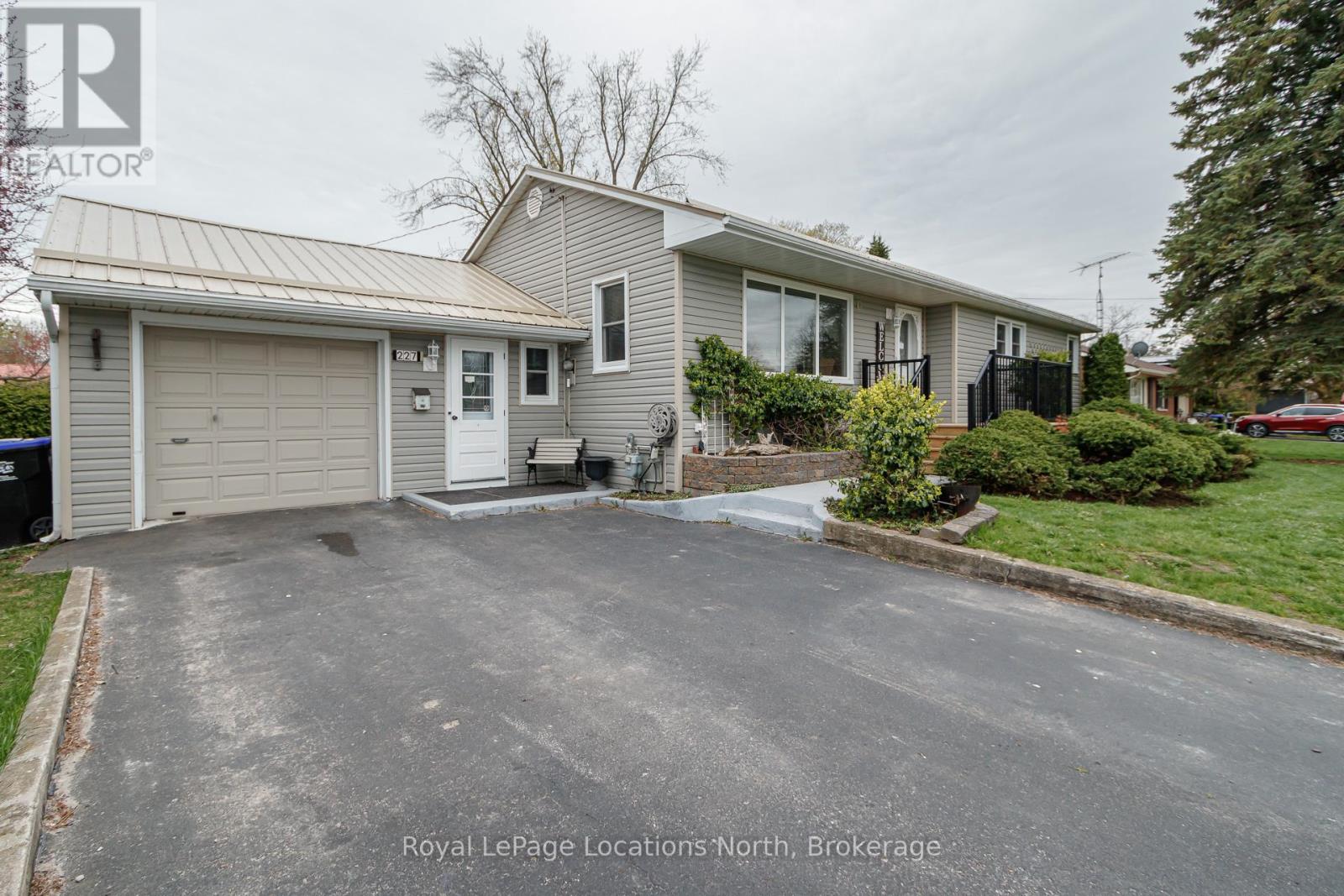 227 Superior Street, Clearview, Ontario  L0M 1S0 - Photo 18 - S13628210