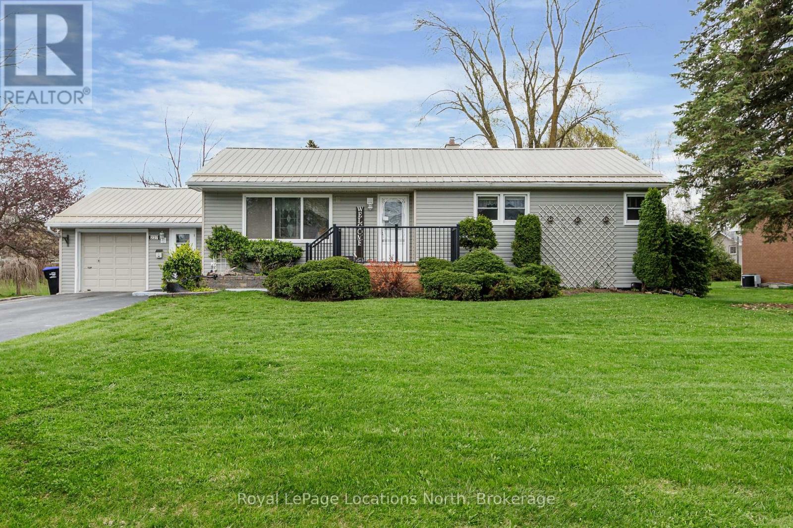 227 Superior Street, Clearview, Ontario  L0M 1S0 - Photo 4 - S13628210