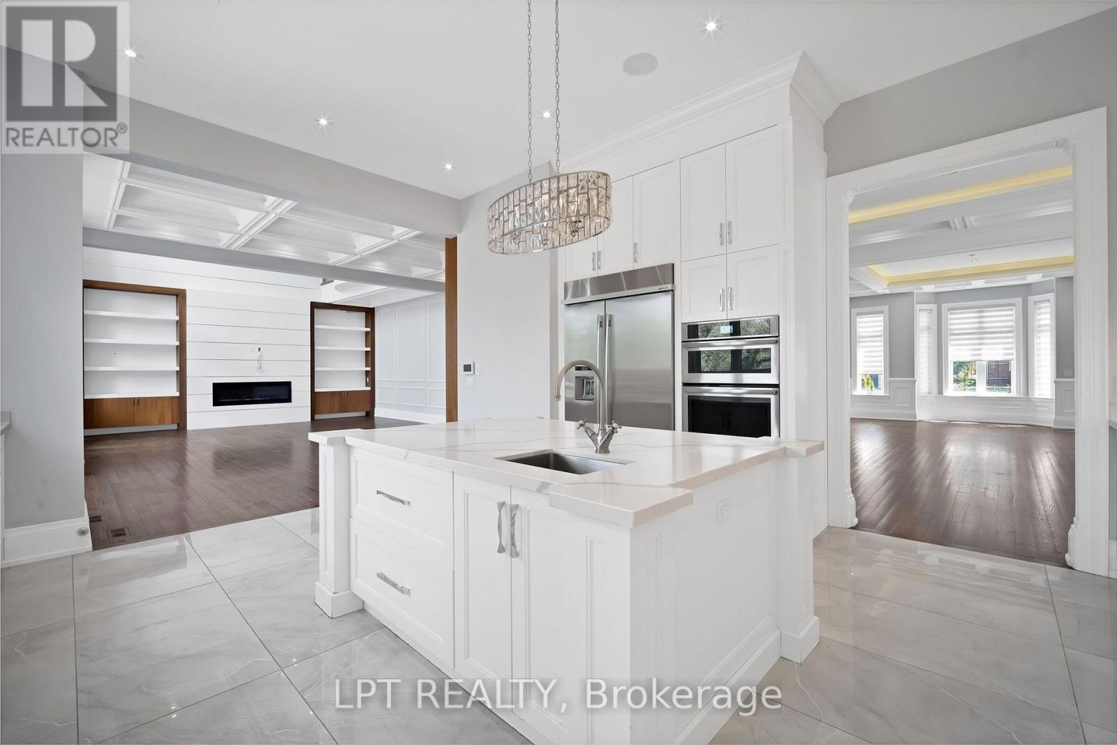 2 Poplar Drive, Richmond Hill, Ontario  L4E 2W5 - Photo 13 - N13628186