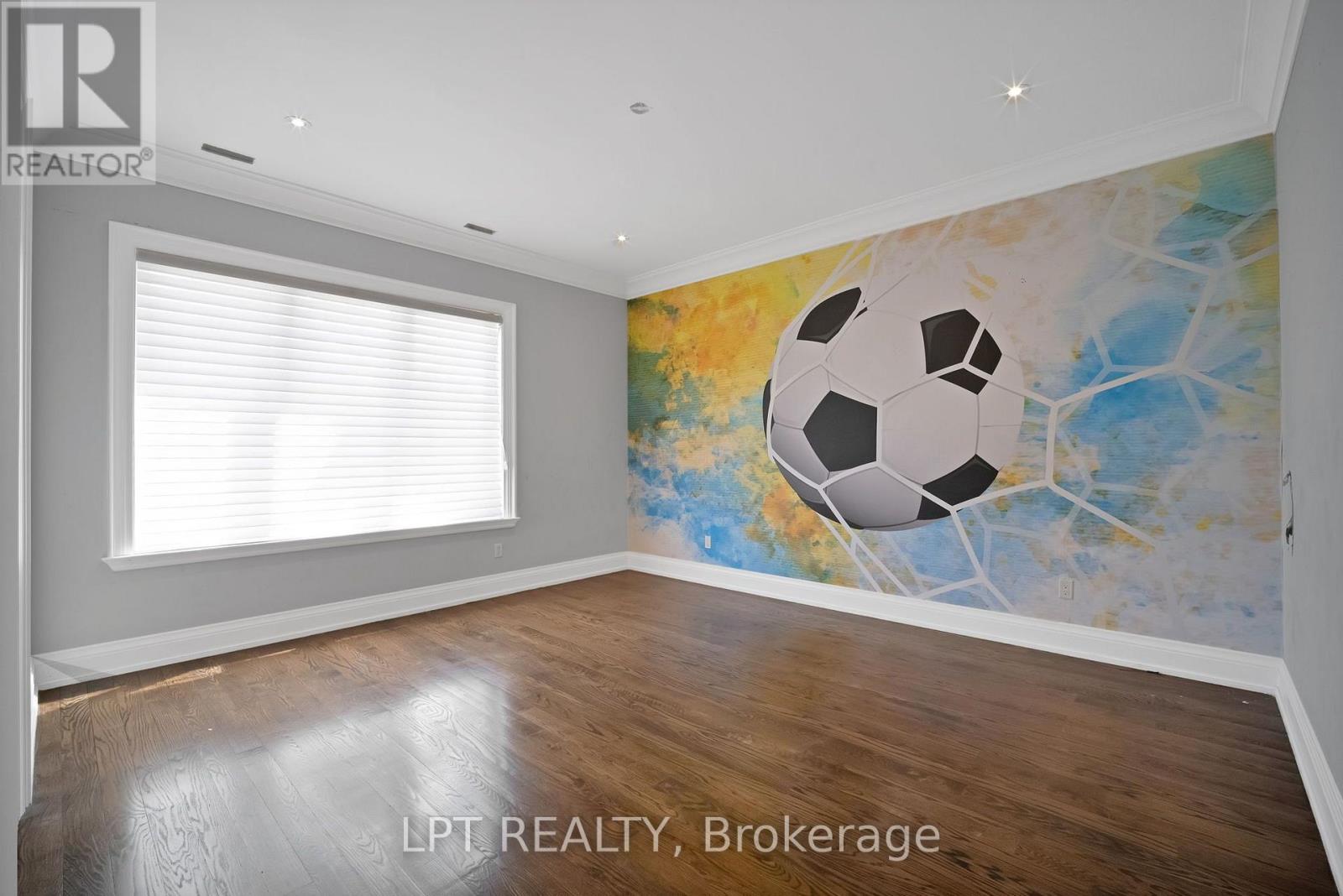 2 Poplar Drive, Richmond Hill, Ontario  L4E 2W5 - Photo 21 - N13628186