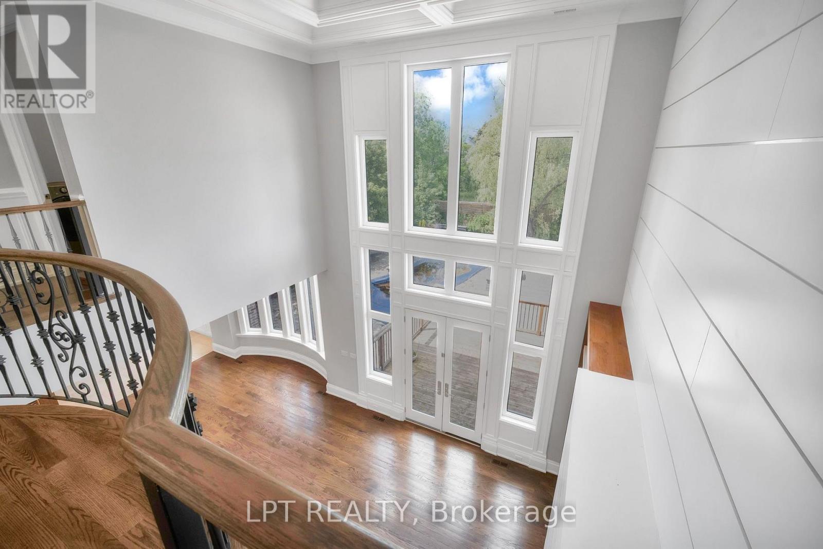 2 Poplar Drive, Richmond Hill, Ontario  L4E 2W5 - Photo 37 - N13628186