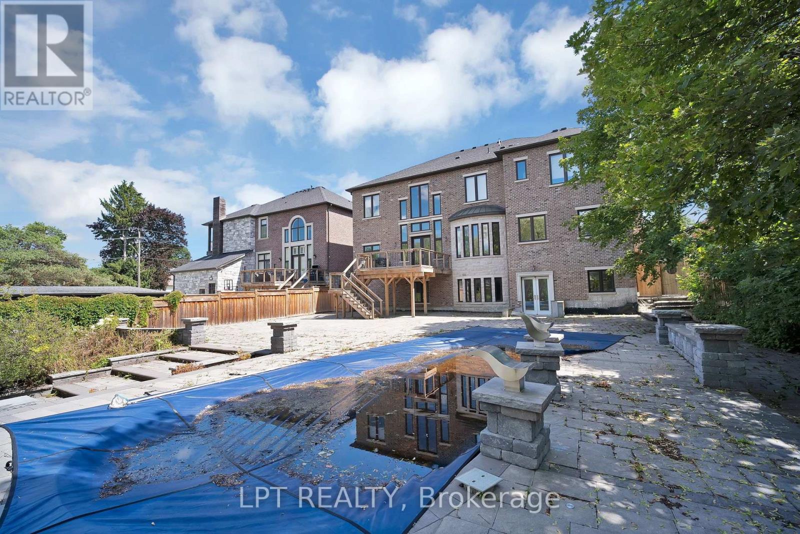 2 Poplar Drive, Richmond Hill, Ontario  L4E 2W5 - Photo 48 - N13628186