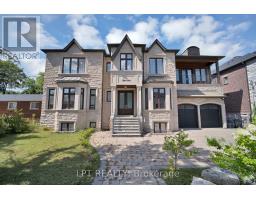 2 POPLAR DRIVE, Richmond Hill, Ontario