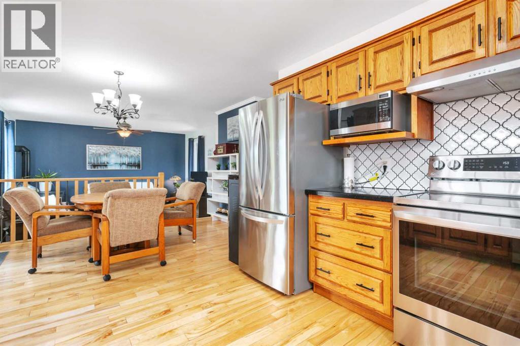 5108 49 Street, Clive, Alberta  T0C 0Y0 - Photo 10 - A2325429