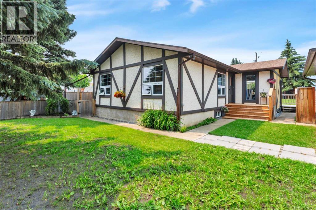 5108 49 Street, Clive, Alberta  T0C 0Y0 - Photo 2 - A2325429