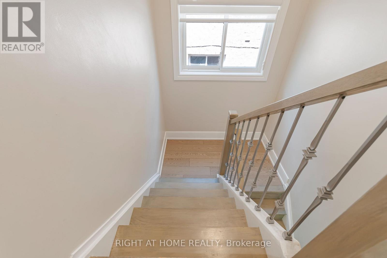 Main - 128 Twenty Second Street, Toronto, Ontario  M8V 3M4 - Photo 15 - W13628156