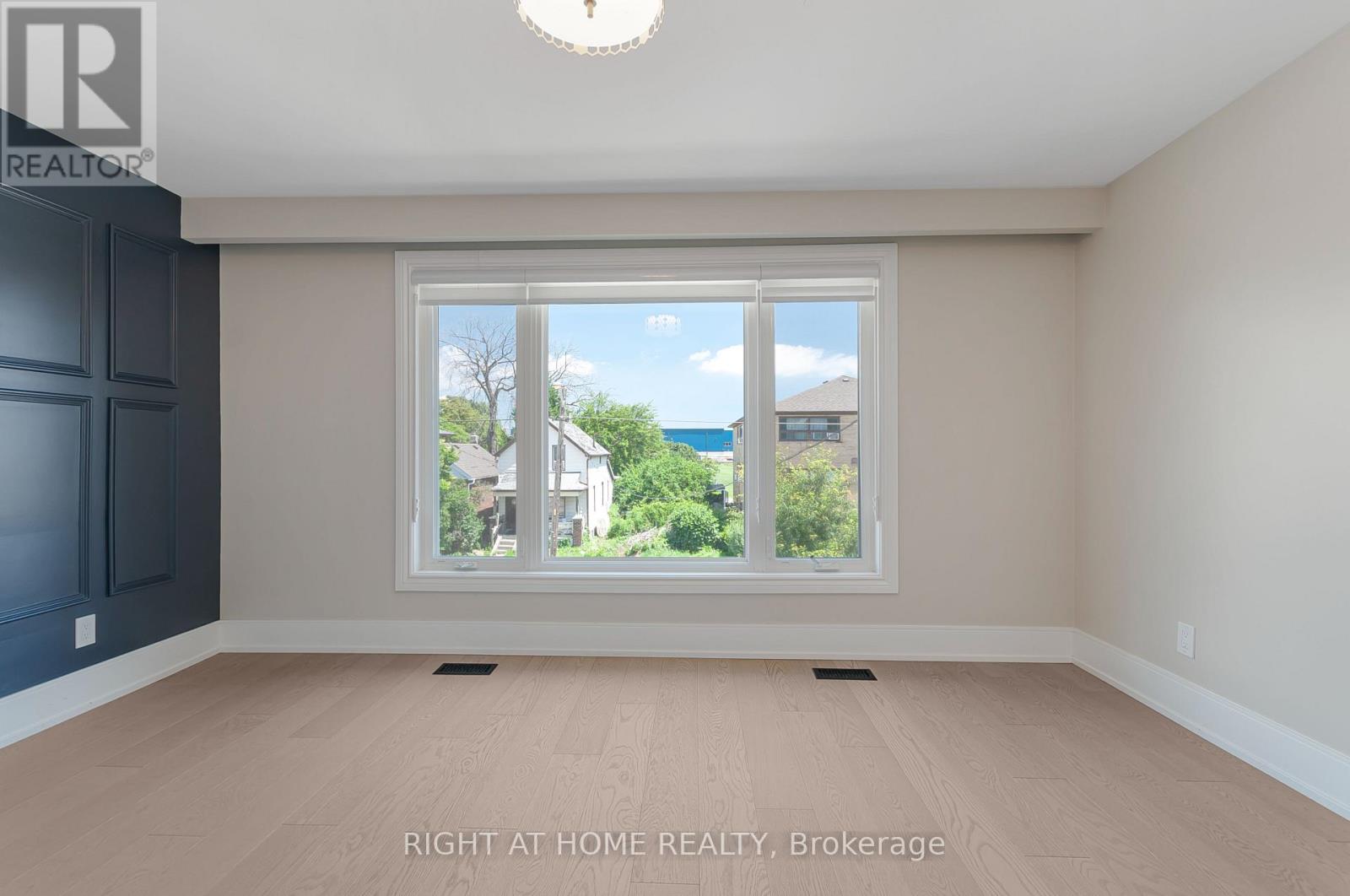 Main - 128 Twenty Second Street, Toronto, Ontario  M8V 3M4 - Photo 18 - W13628156