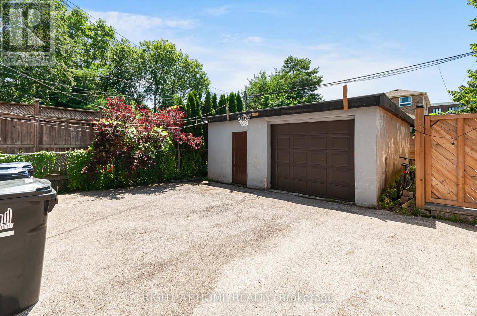 Main - 128 Twenty Second Street, Toronto, Ontario  M8V 3M4 - Photo 25 - W13628156