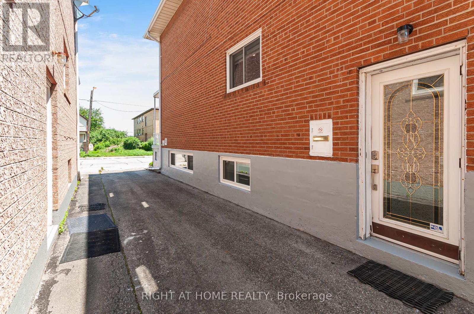 Basement - 128 Twenty Second Street, Toronto, Ontario  M8V 3M4 - Photo 2 - W13628196
