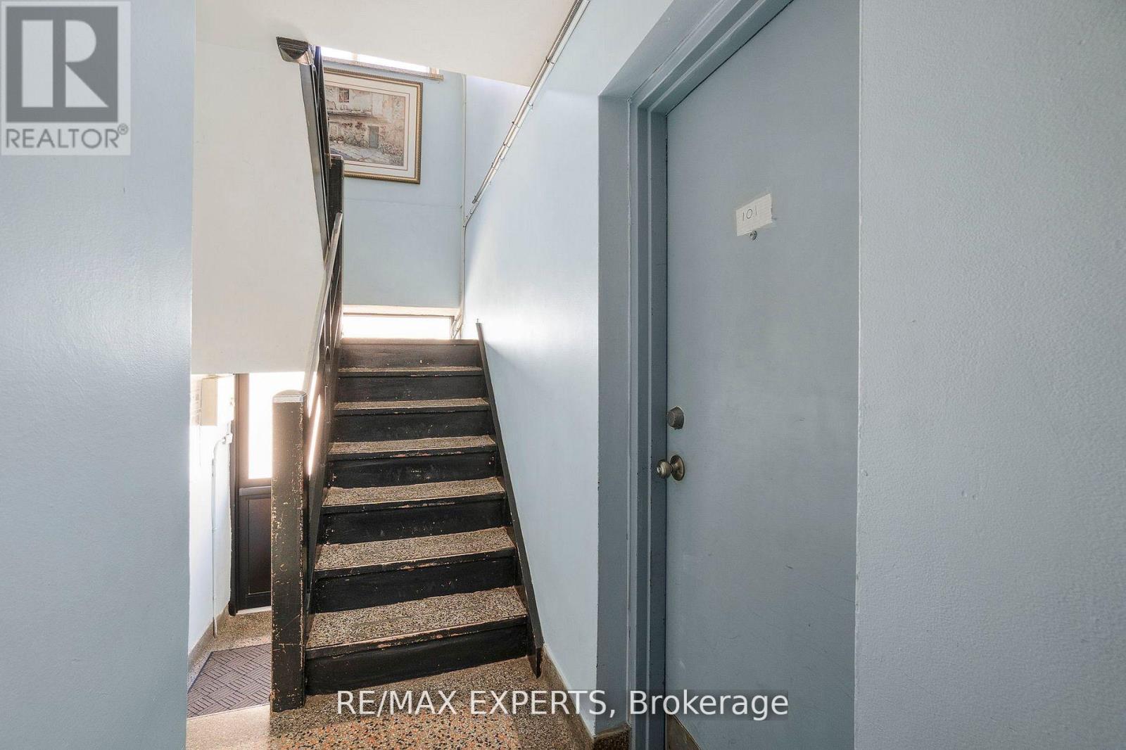 101 - 3261a Lakeshore Boulevard W, Toronto, Ontario  L4L 9A6 - Photo 16 - W13628202