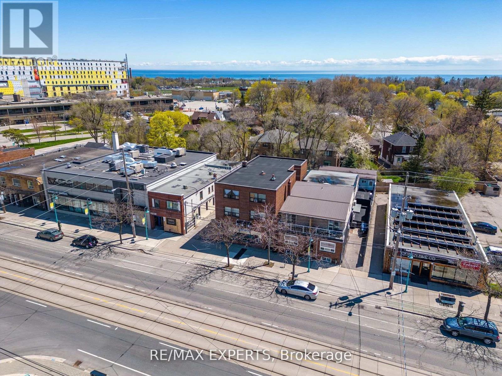 101 - 3261a Lakeshore Boulevard W, Toronto, Ontario  L4L 9A6 - Photo 3 - W13628202