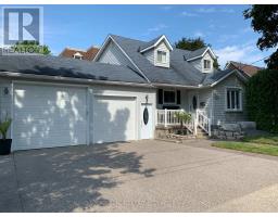 32 CENTRE STREET, Cambridge, Ontario
