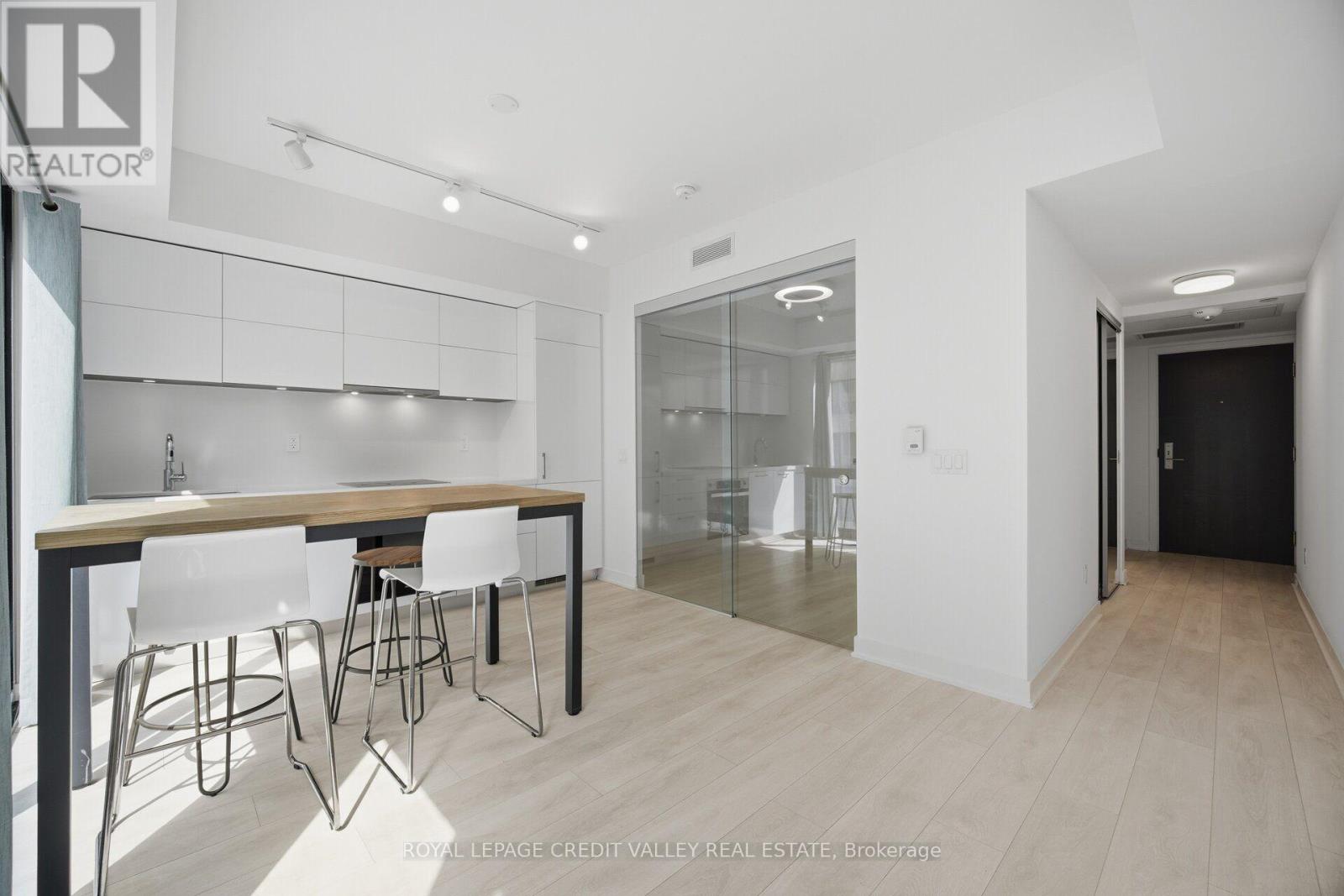 1806 - 188 Cumberland Street, Toronto, Ontario  M5R 0B6 - Photo 12 - C13238996