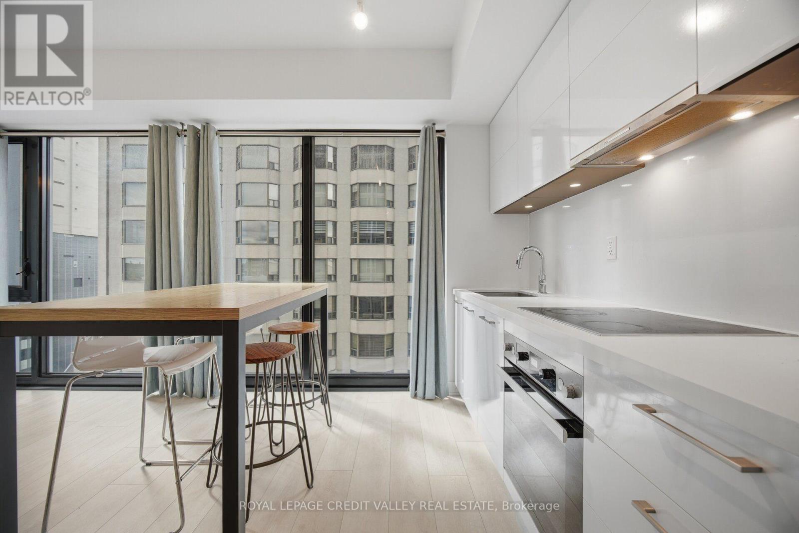 1806 - 188 Cumberland Street, Toronto, Ontario  M5R 0B6 - Photo 21 - C13238996