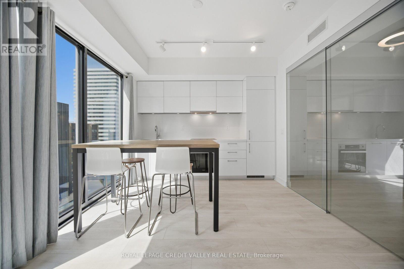 1806 - 188 Cumberland Street, Toronto, Ontario  M5R 0B6 - Photo 18 - C13238996