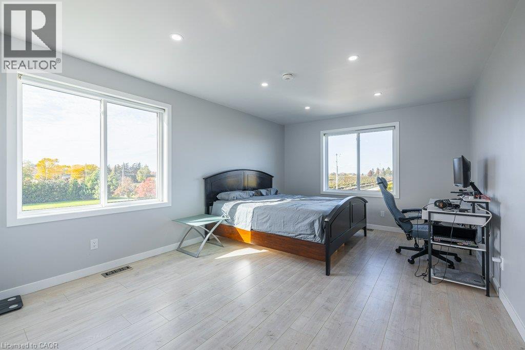 165 East & West Line, Niagara-On-The-Lake, Ontario  L0S 1J0 - Photo 41 - 40852719