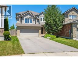 936 DUNBLANE Court, Kitchener, Ontario