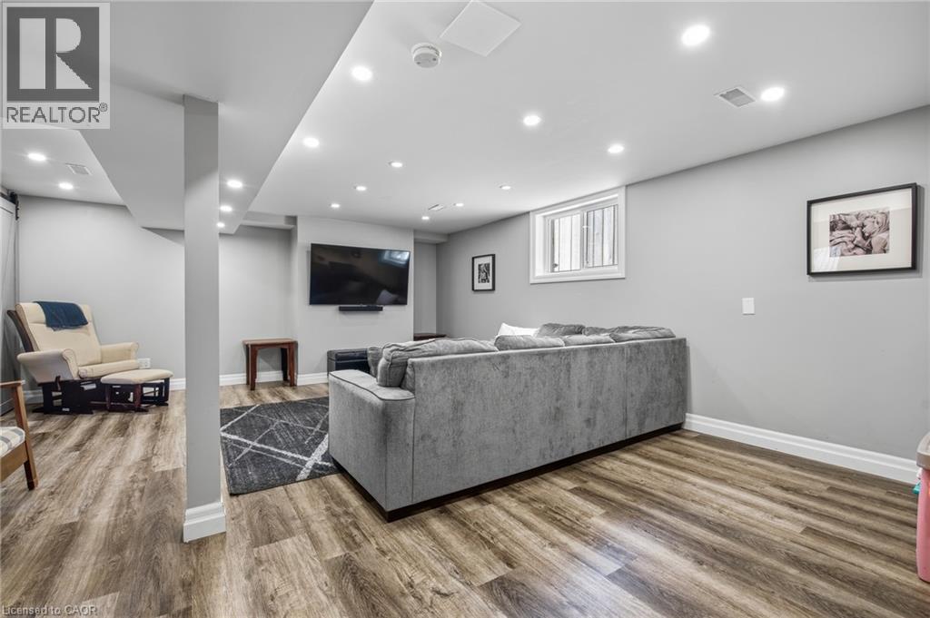 936 Dunblane Court, Kitchener, Ontario  N2R 1W9 - Photo 31 - 40852445
