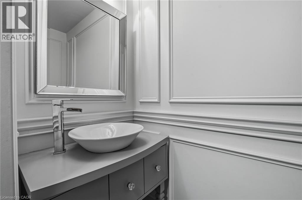 936 Dunblane Court, Kitchener, Ontario  N2R 1W9 - Photo 30 - 40852445