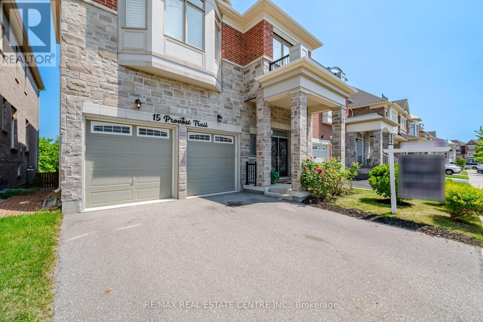 15 Provost Trail, Brampton, Ontario  L6Y 6E7 - Photo 2 - W13616052