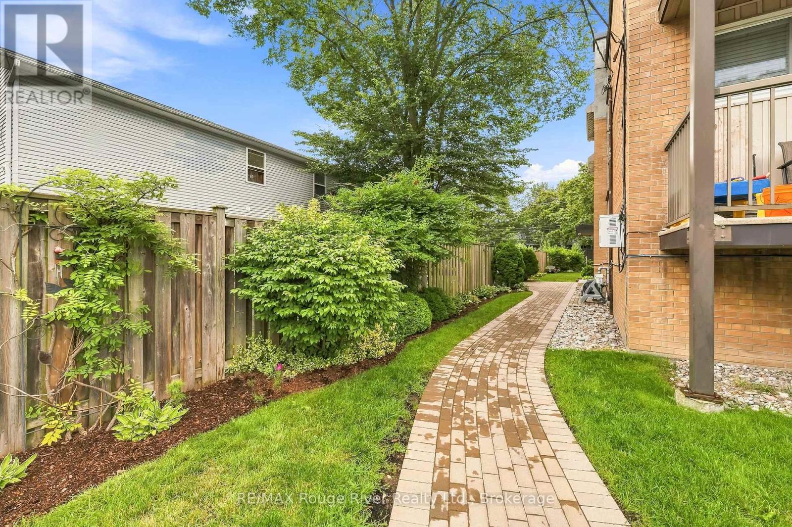 3 - 242 D'arcy Street, Cobourg, Ontario K9A 4A3 - Photo 2 - X13624448