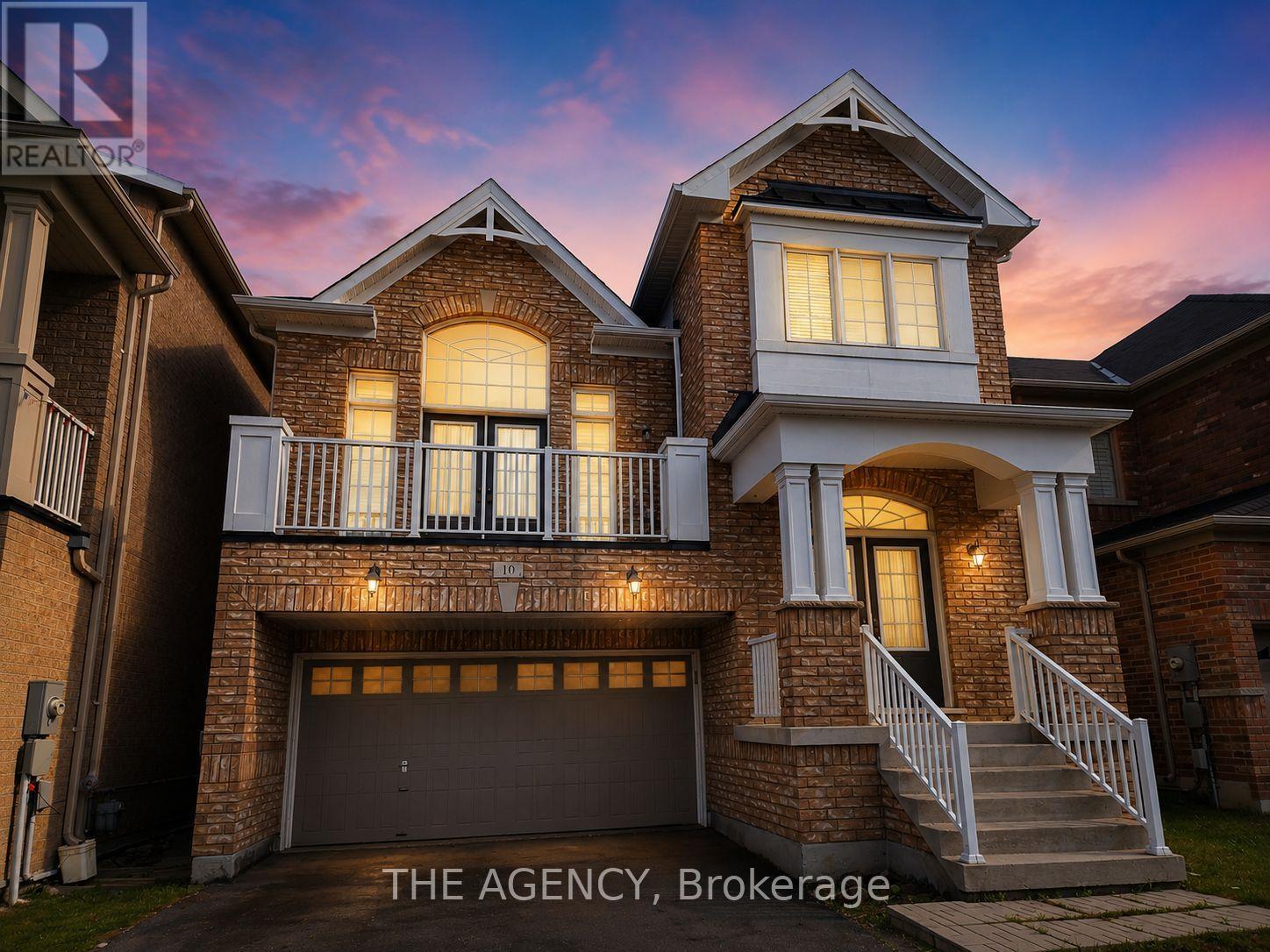 10 HOOVER PARK DRIVE, Whitchurch-Stouffville, Ontario